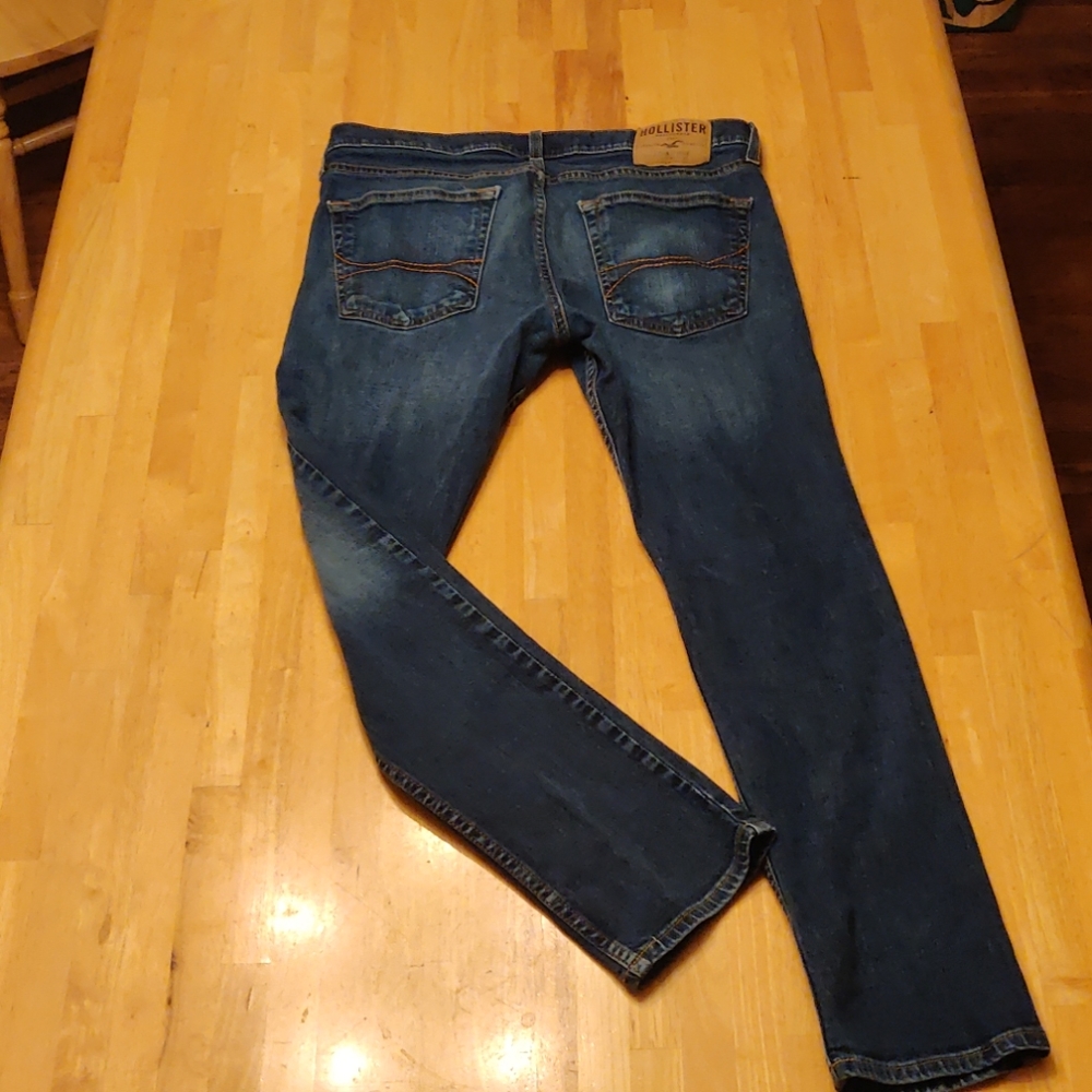 32X30 MENS HOLLISTER SKINNY JEAN - Picture 3 of 4